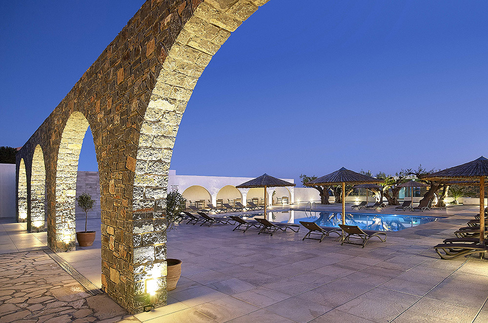 coriva beach hotel koutsounari